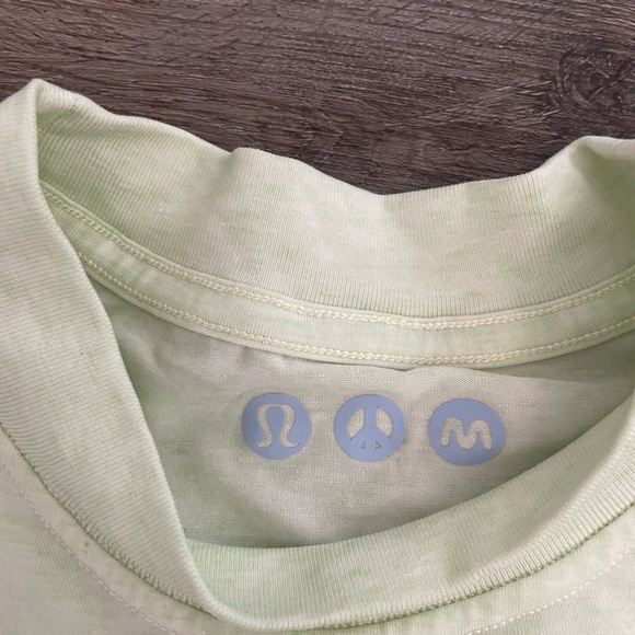 lululemon x Madhappy Set - 4” Ombré Hottie Hot Short & All Yours Crop Tank - Picture 5 of 7